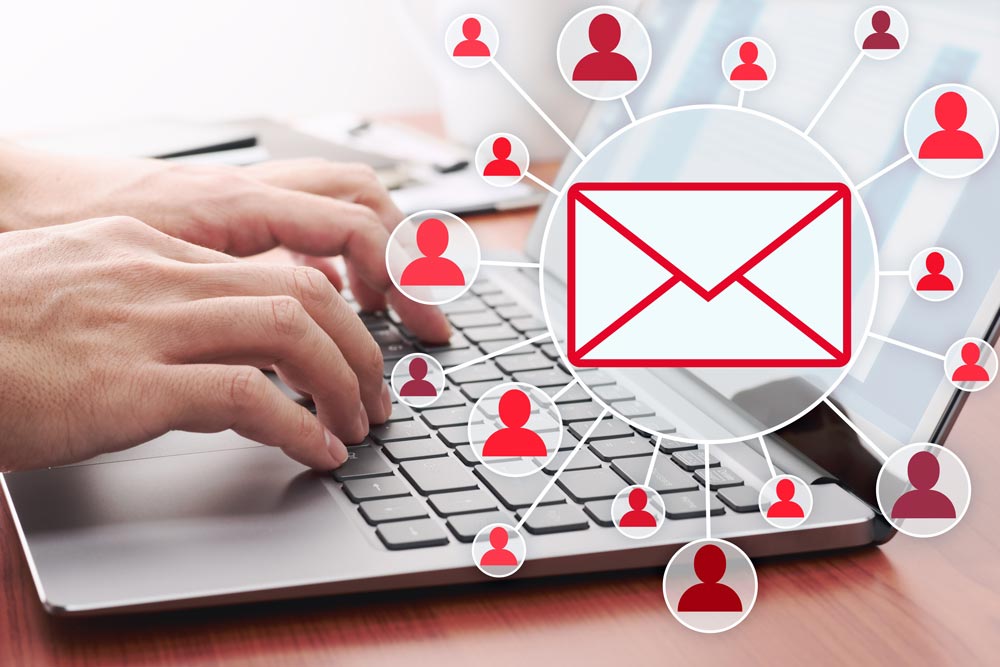 Creating an email marketing and direct mail campaign online
